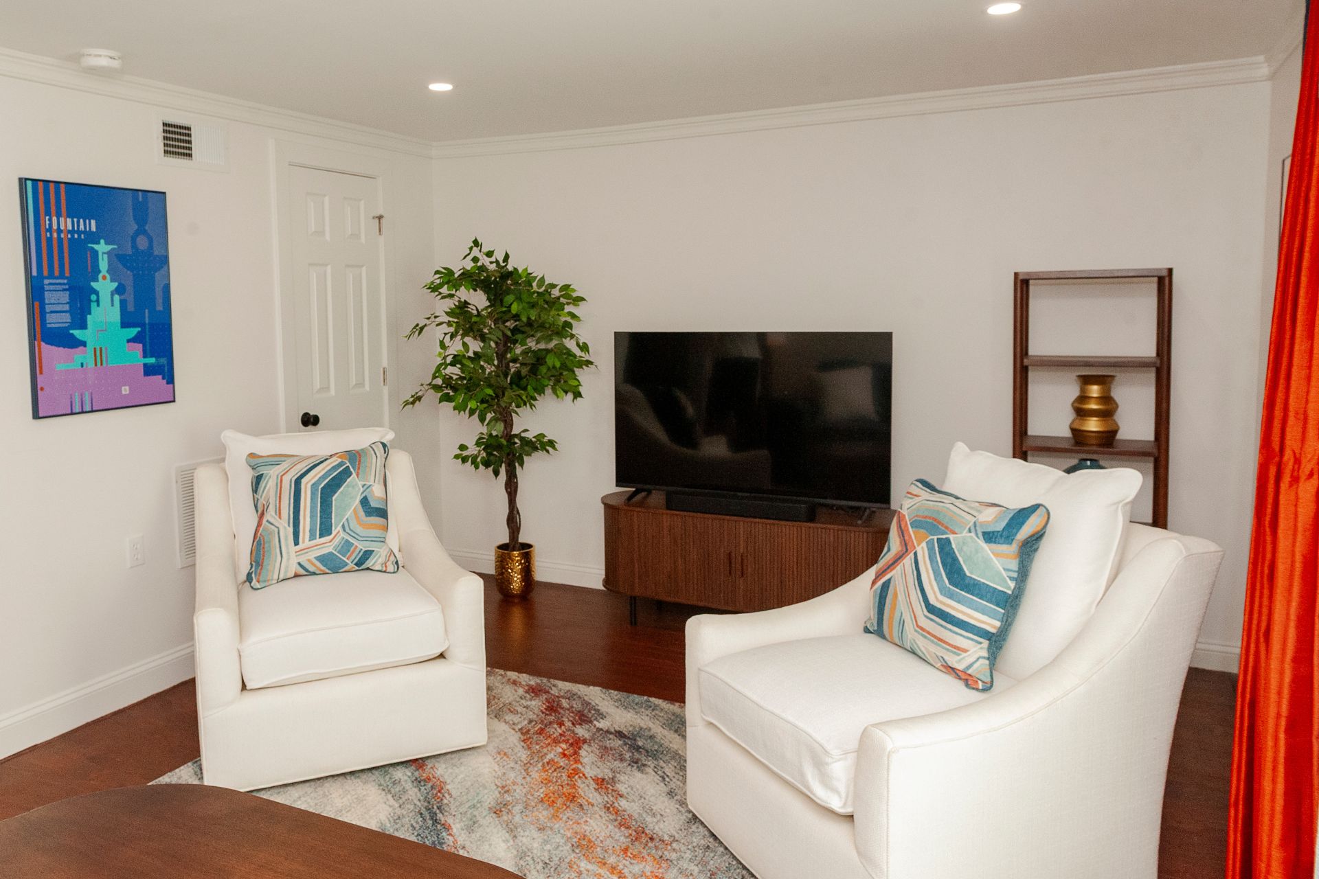 Reserve 218 The Reserve Suite Living Room Chairs